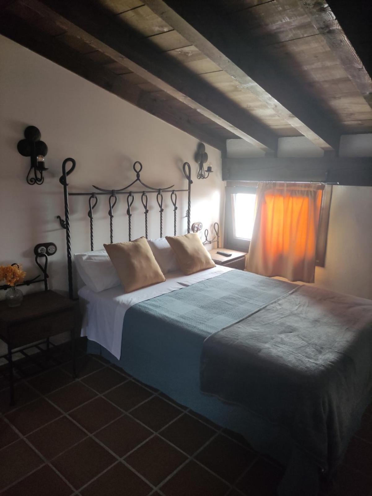 La Casa De La Abuela Amalia Apartment Arenas de San Pedro Ngoại thất bức ảnh
