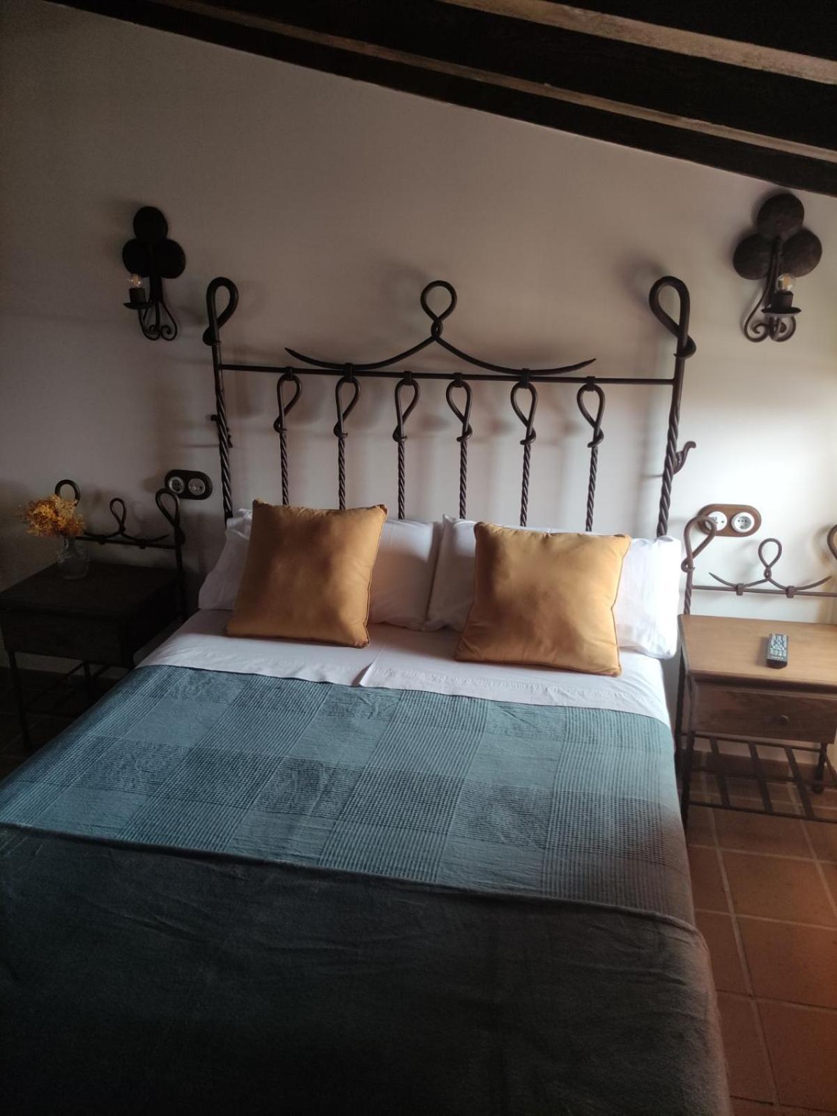 La Casa De La Abuela Amalia Apartment Arenas de San Pedro Ngoại thất bức ảnh